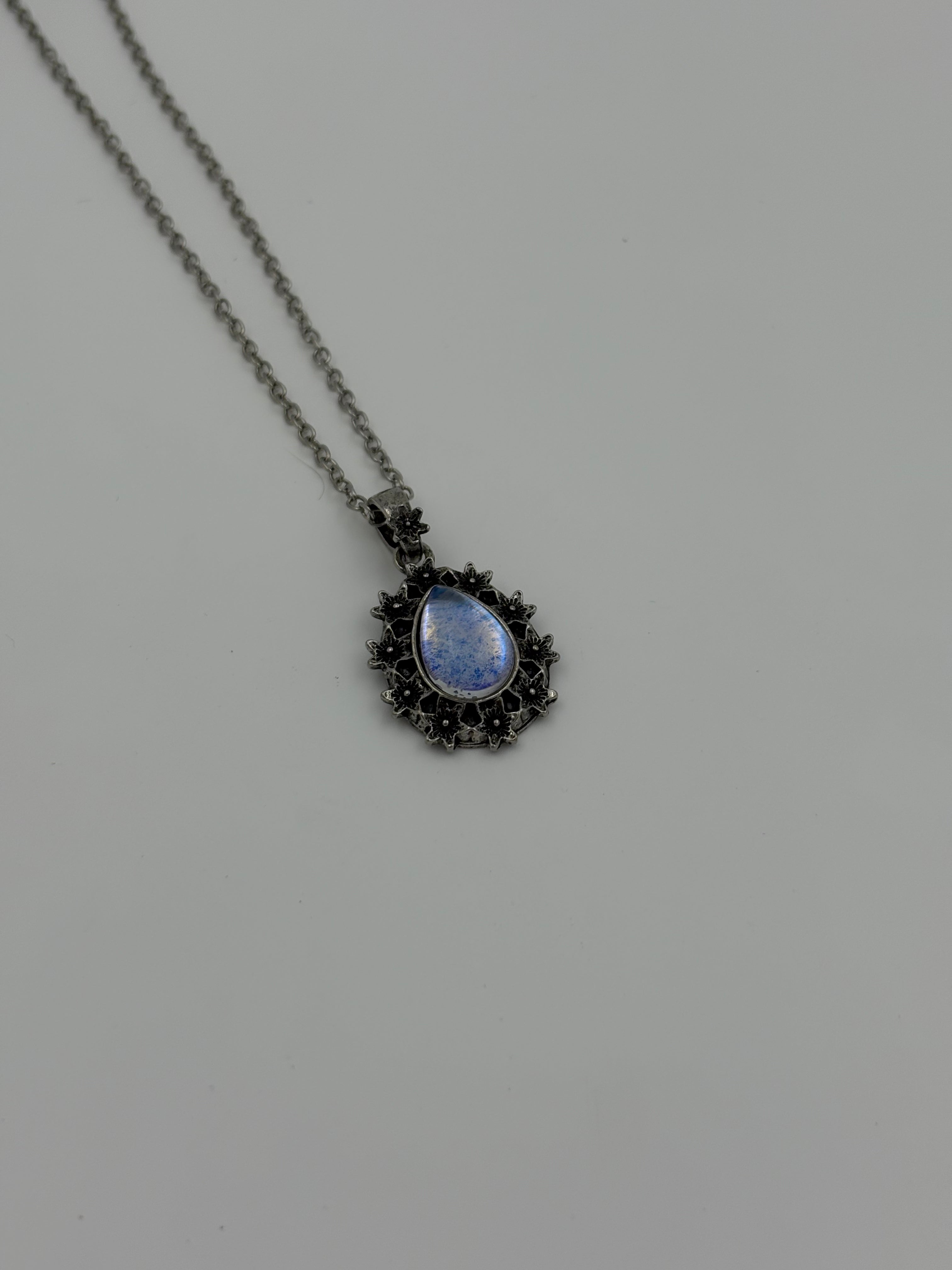 Vintage Style Moonstone Necklace