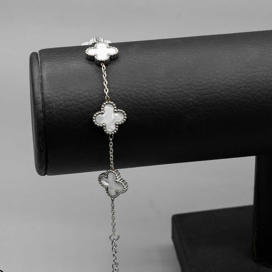 White Vintage Alhambra Bracelet