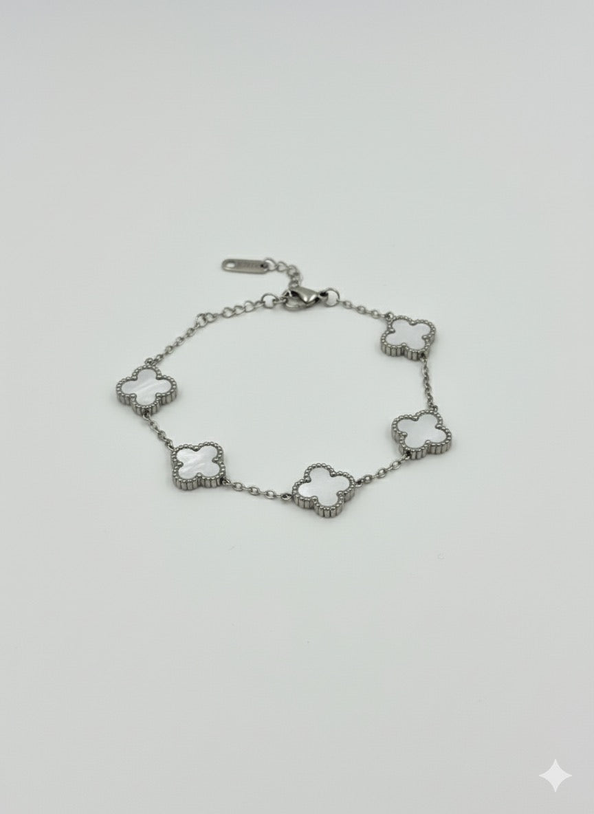 White Vintage Alhambra Bracelet